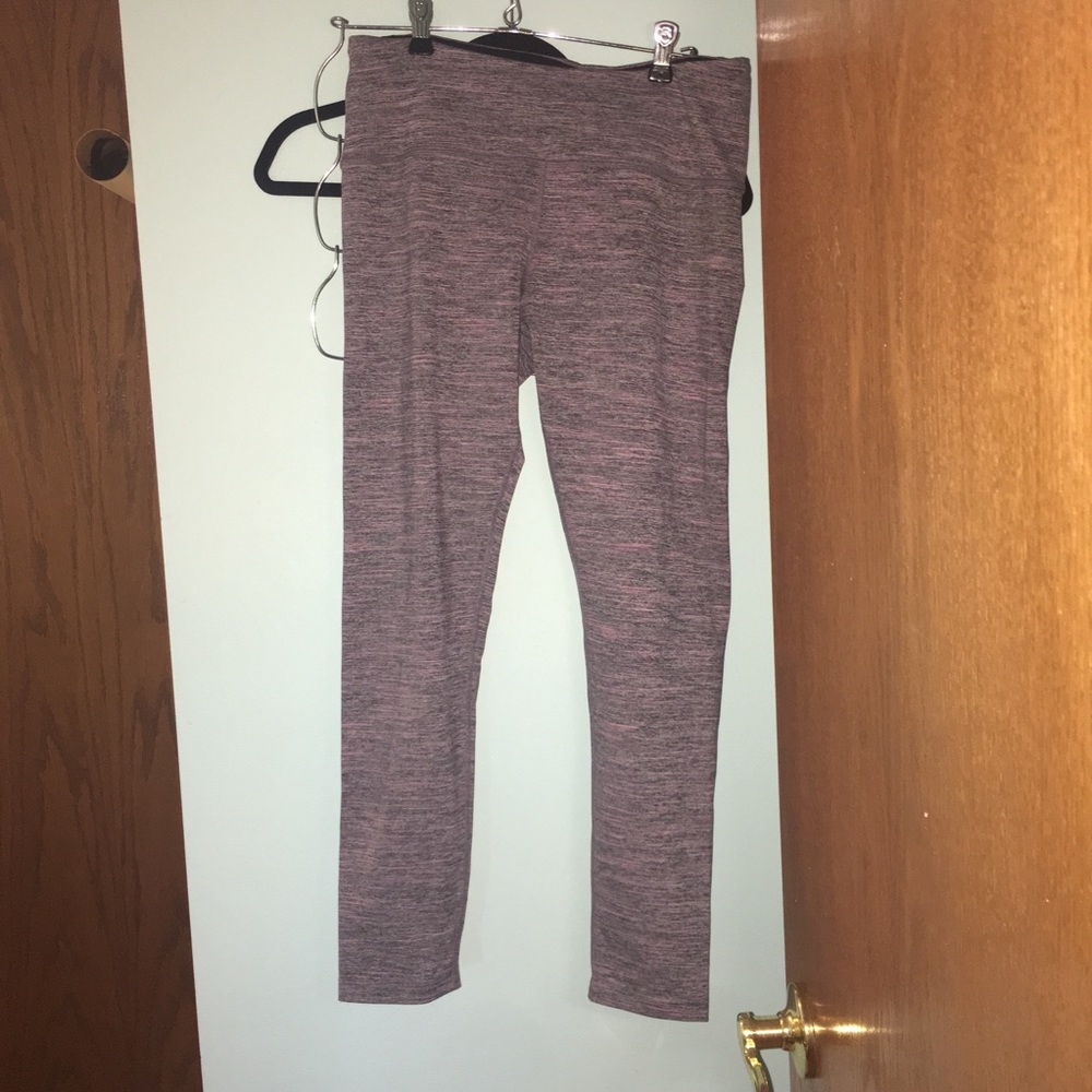 athletic leggings